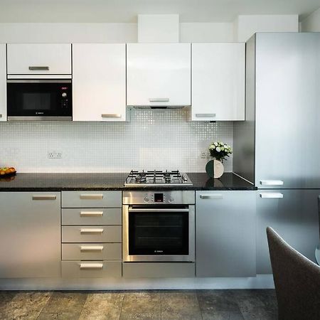 Chic And Spacious Flat Near Bond Street Londres Exterior foto