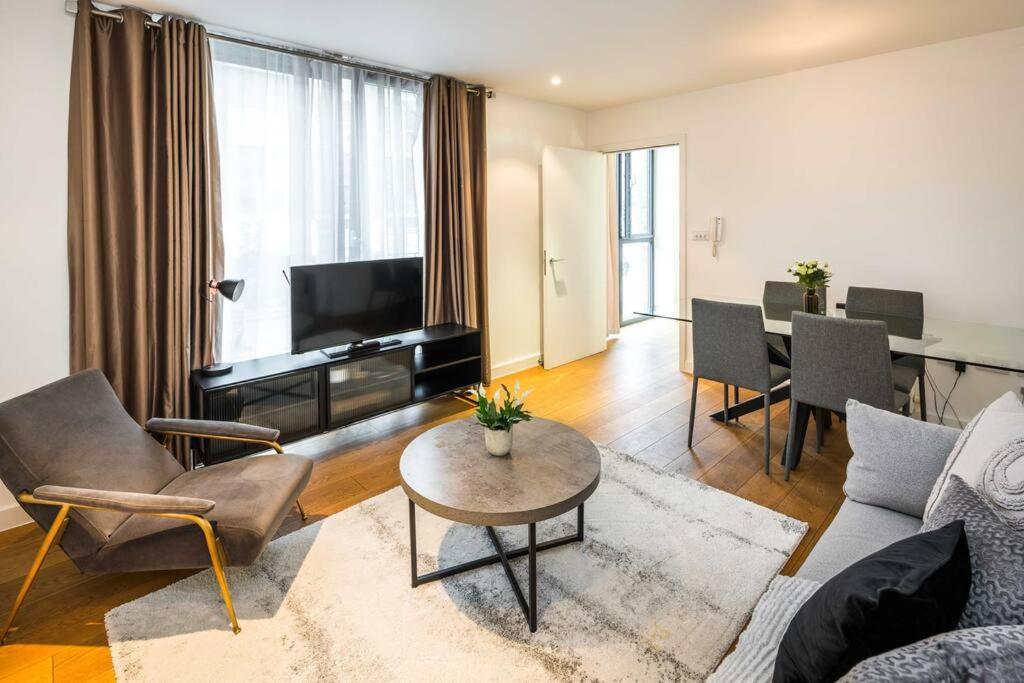 Chic And Spacious Flat Near Bond Street Londres Exterior foto