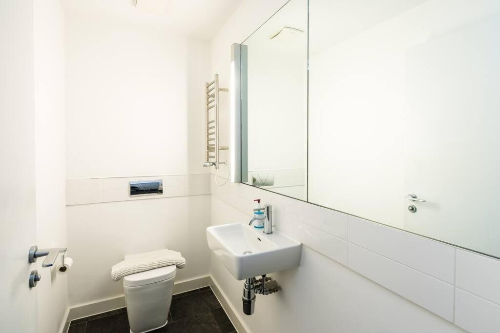 Chic And Spacious Flat Near Bond Street Londres Exterior foto