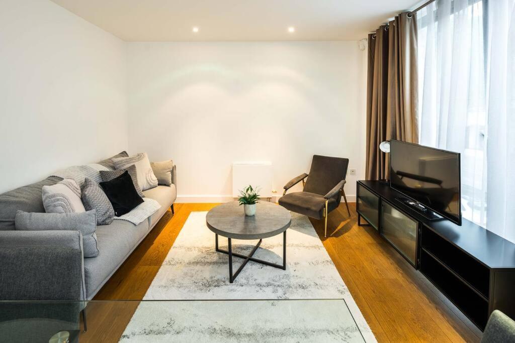 Chic And Spacious Flat Near Bond Street Londres Exterior foto